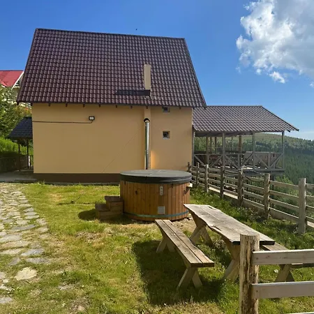 Guest house Lupul Dacic Ranca